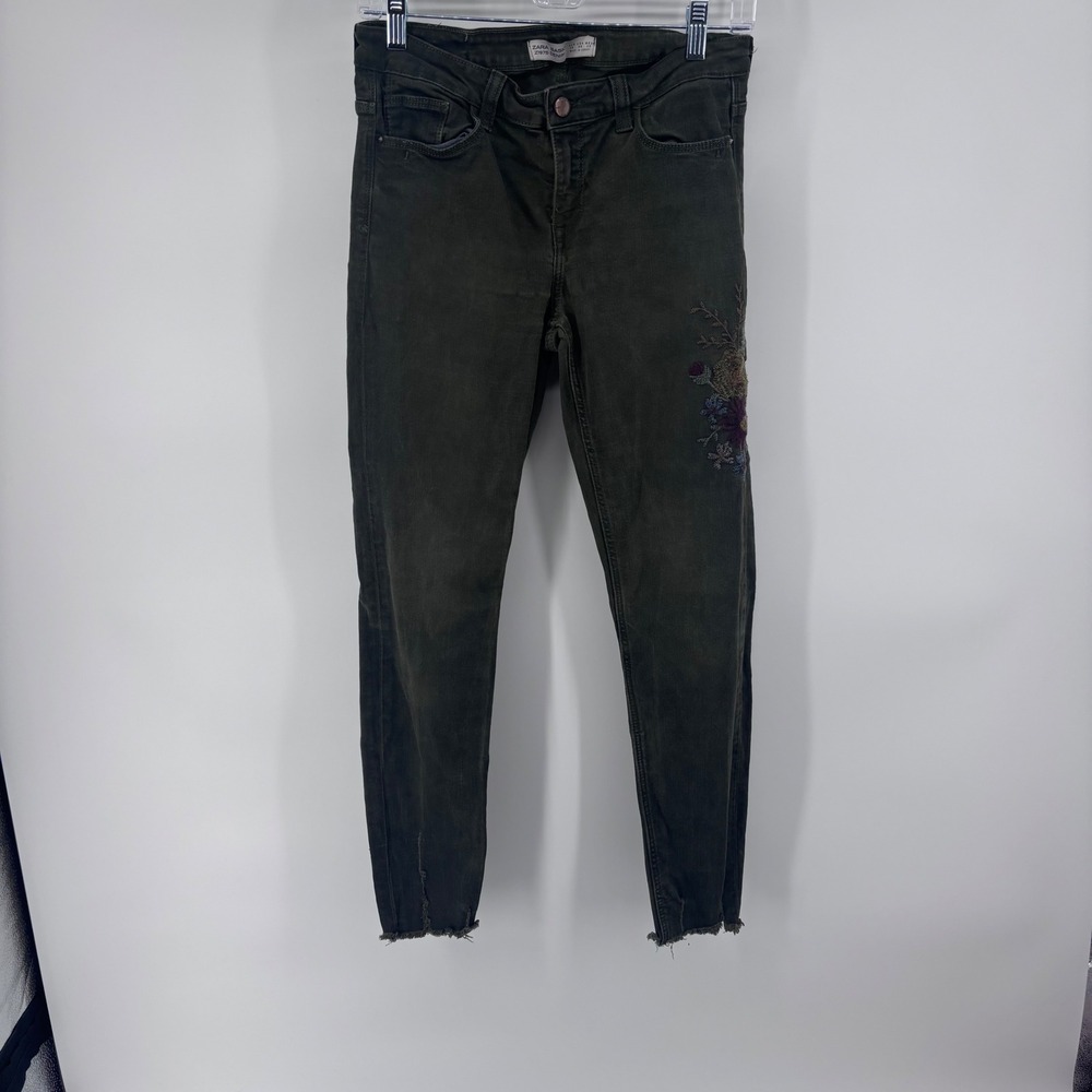 Zara Basic Olive Green Z1975 Denim Embroidered Floral Jeans Women (26 inseam)